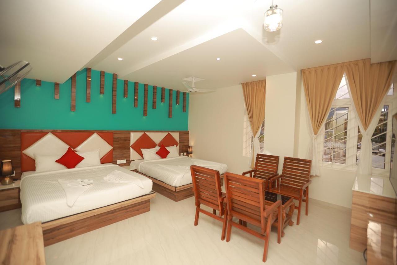 Sree Bharat Residency Hotel Alandurai Exterior photo