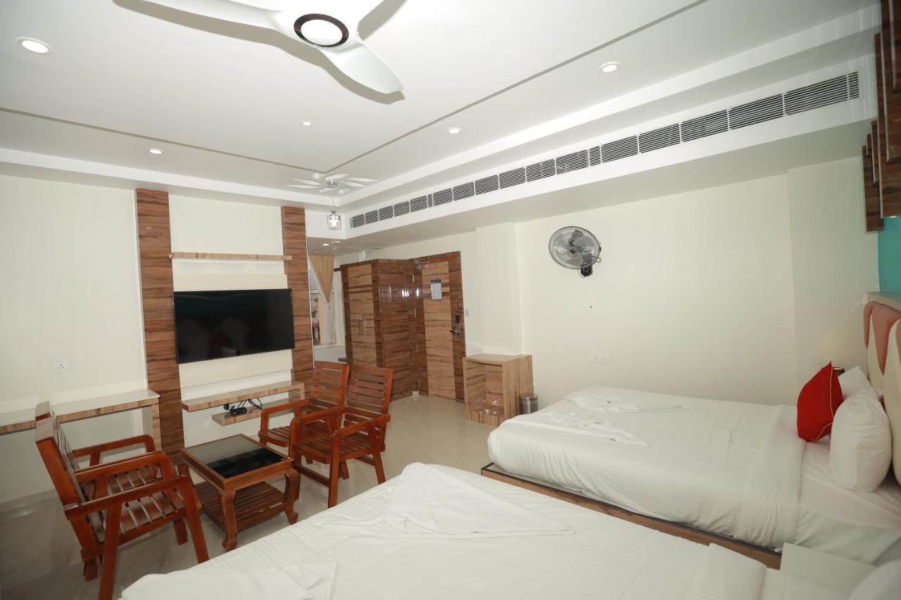 Sree Bharat Residency Hotel Alandurai Exterior photo