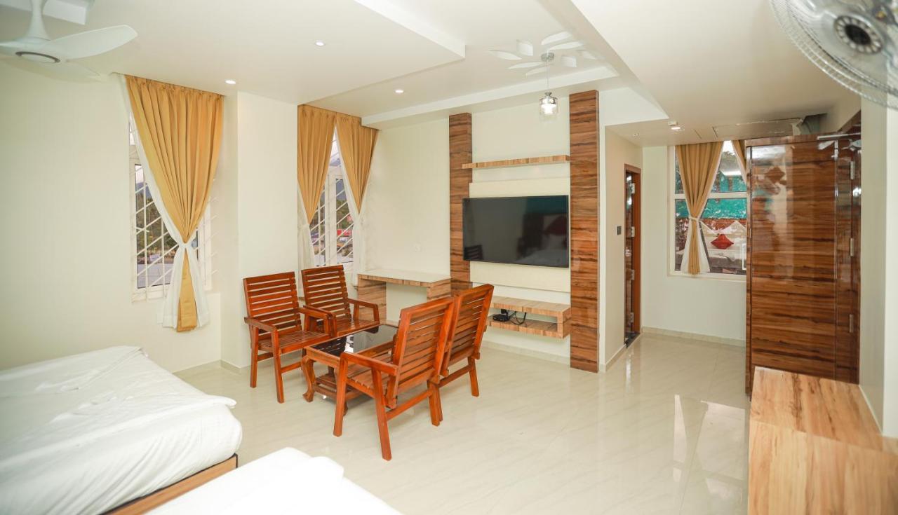 Sree Bharat Residency Hotel Alandurai Exterior photo