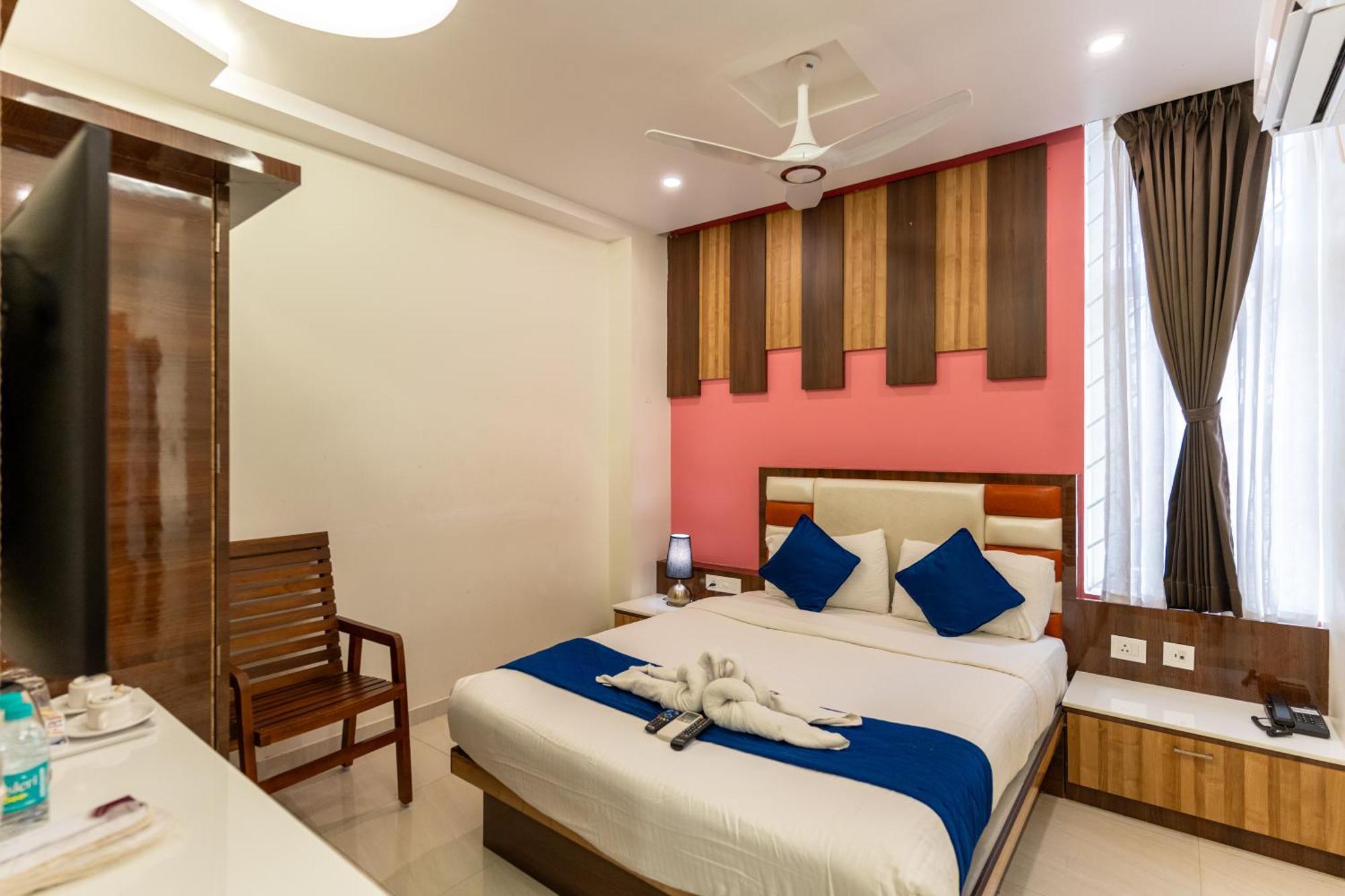 Sree Bharat Residency Hotel Alandurai Exterior photo