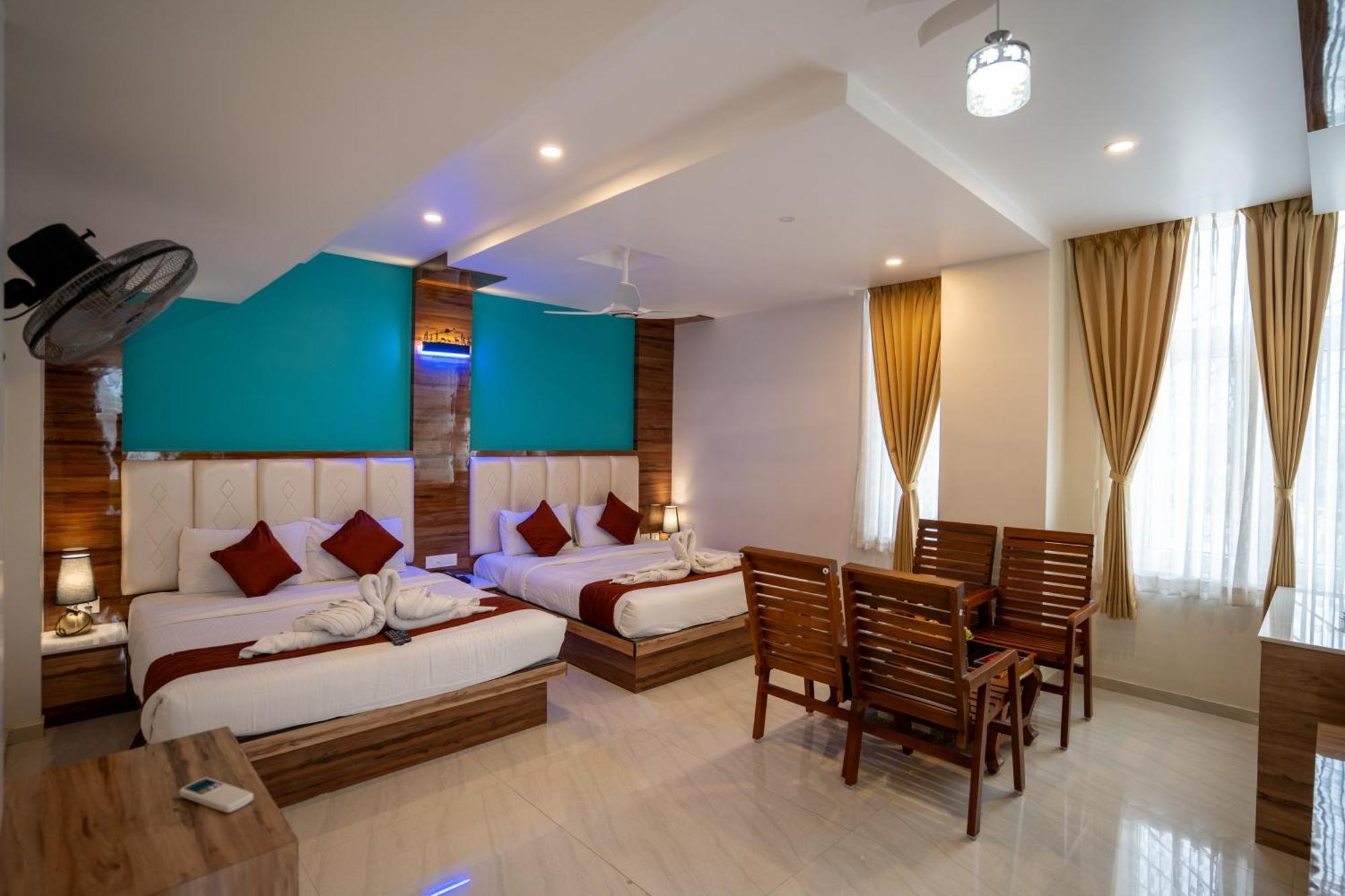Sree Bharat Residency Hotel Alandurai Exterior photo