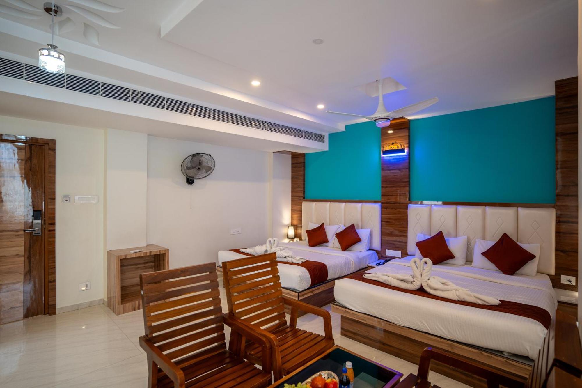 Sree Bharat Residency Hotel Alandurai Exterior photo