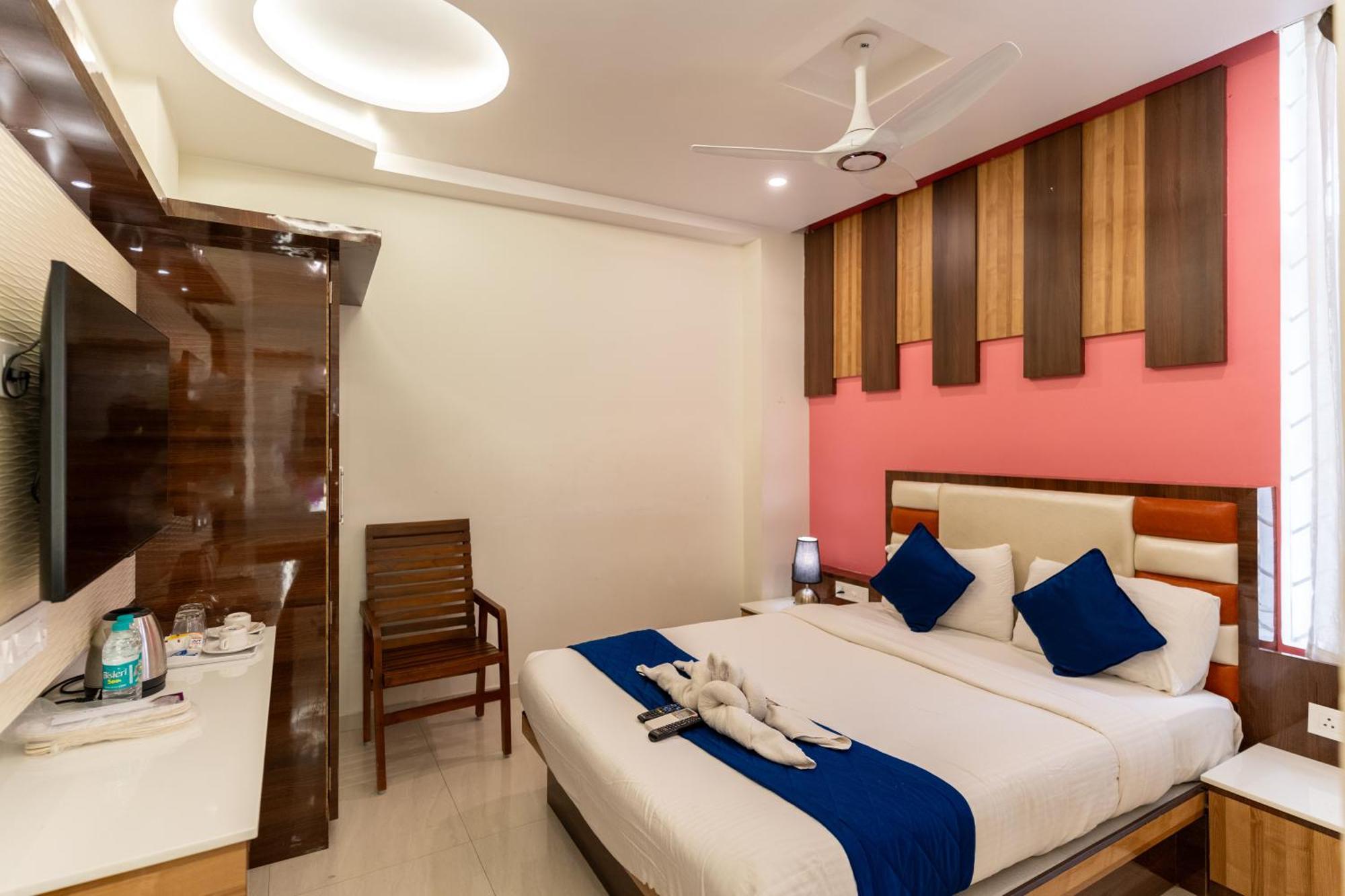 Sree Bharat Residency Hotel Alandurai Exterior photo