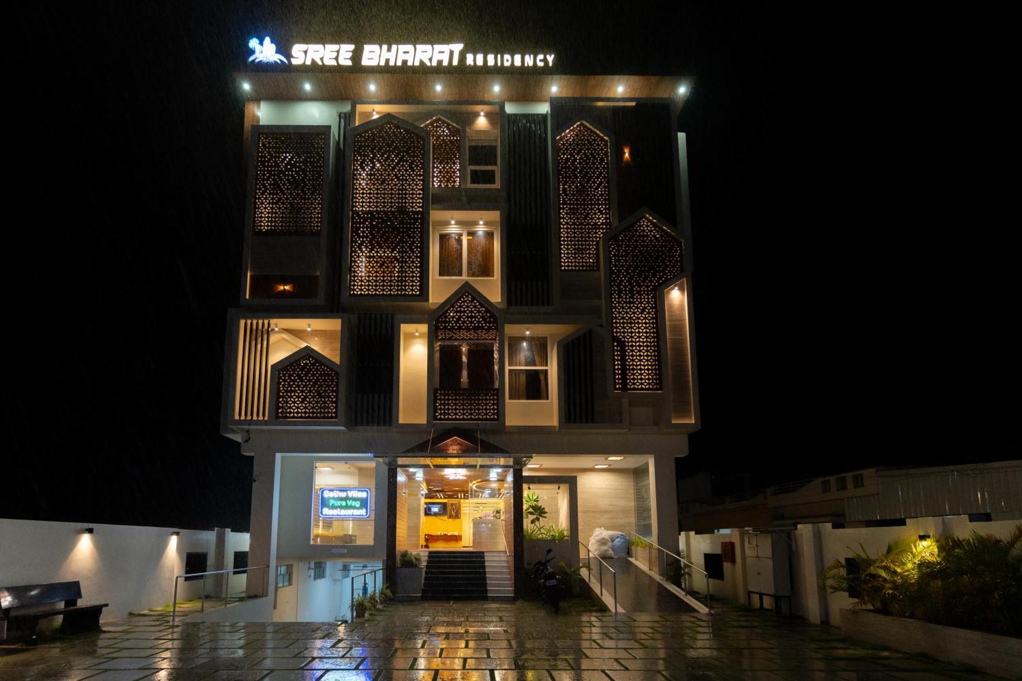 Sree Bharat Residency Hotel Alandurai Exterior photo
